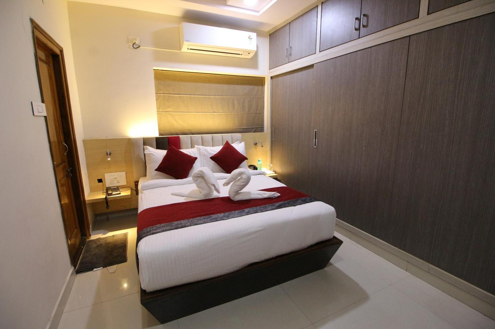 The Butterfly Luxury Serviced Apartments Вишакхапатнам Экстерьер фото